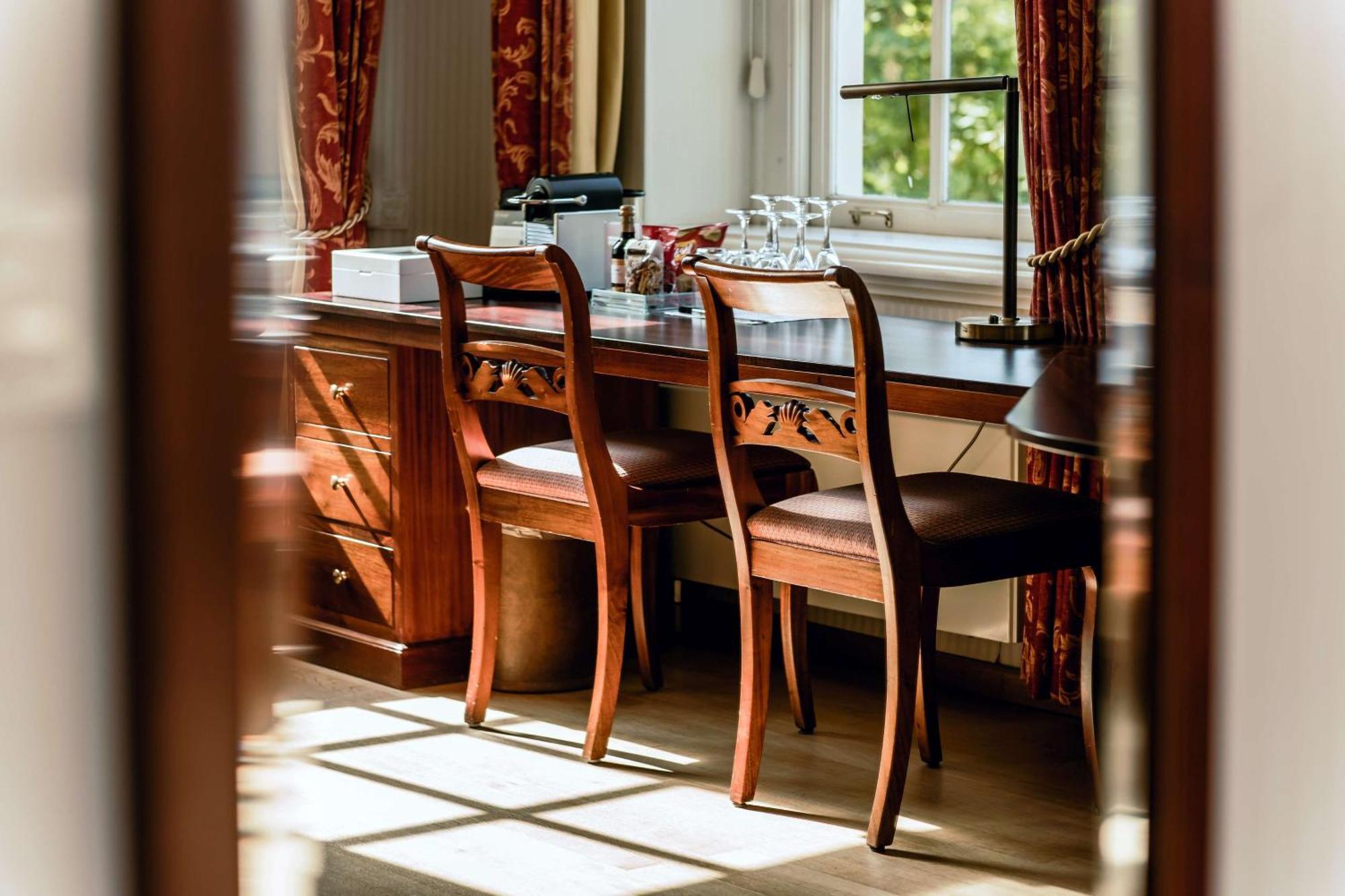 Grand Hotel Karel V Utrecht Bagian luar foto The kitchen